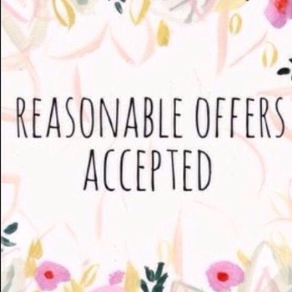 Make me offers 💜💛💚💙😘