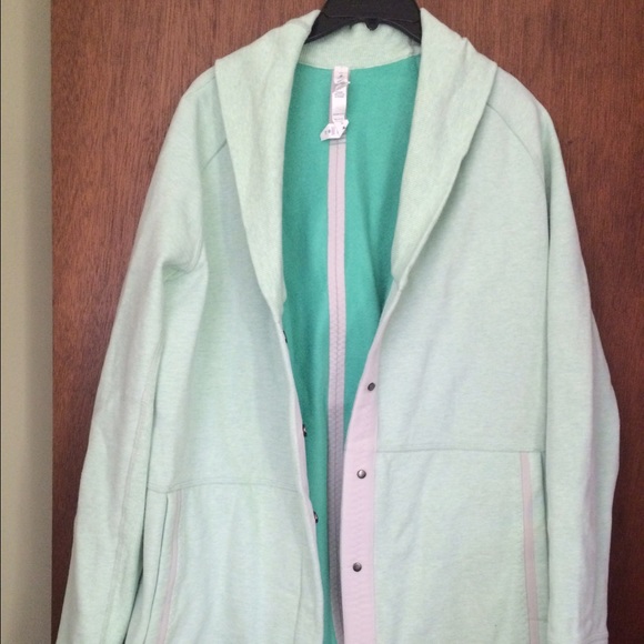 Lululemon yin to my yang jacket