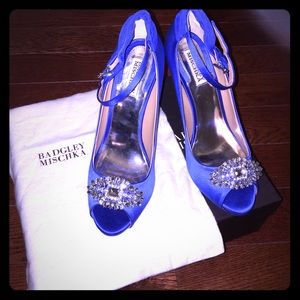 Brand New Badgley Mischka Royalty blue pumps