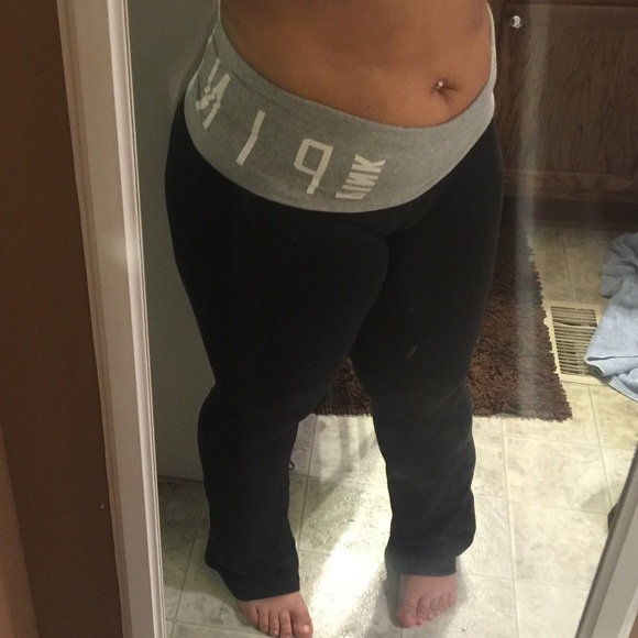 Victoria secrets PINK boot cut yogas