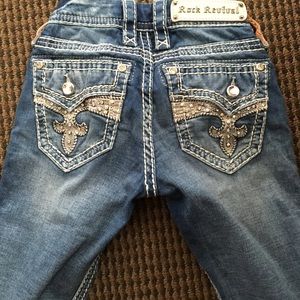 Rock Revival size 23