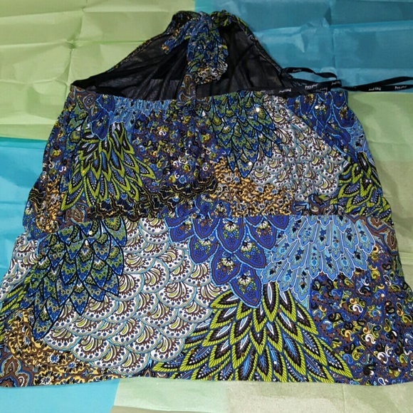 Multi-colored halter top - Picture 2 of 4