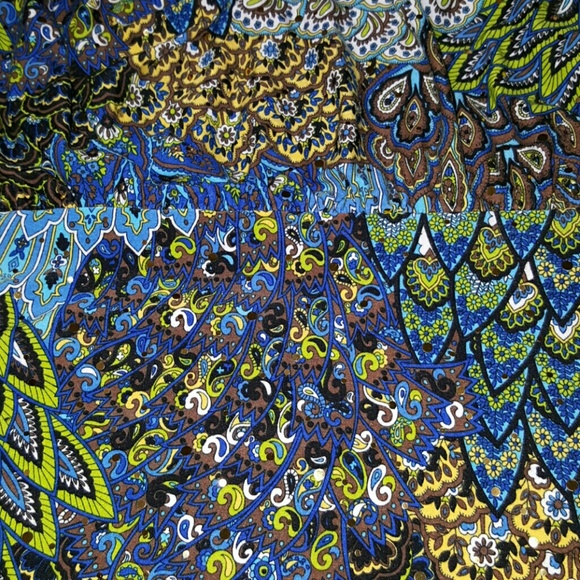 Multi-colored halter top - Picture 4 of 4