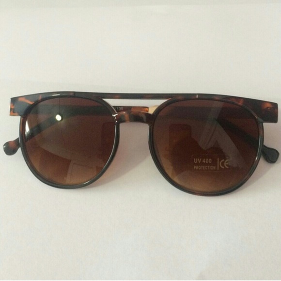 Sunglasses RESERVED