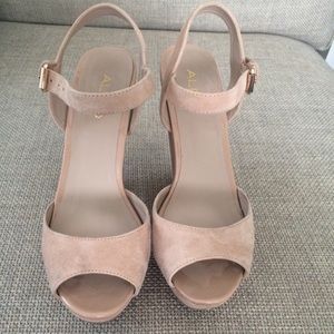 Aldo Nude Wedges WORN TWICE
