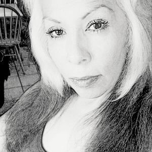 Meet your Posher, Diana