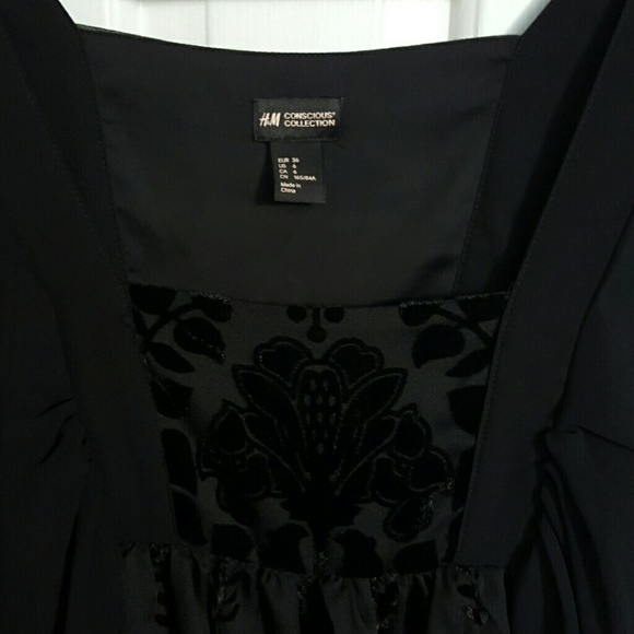 H&M Black top Chiffon Blouse - Picture 2 of 2
