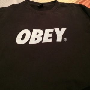 Obey swetshirt size L