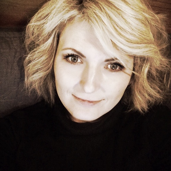 Meet your Posher, Charmin