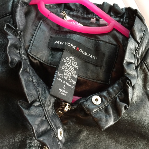 Black jacket - Picture 2 of 3