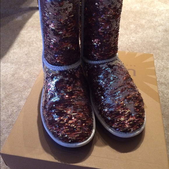 Like new sparkle Ugg boots