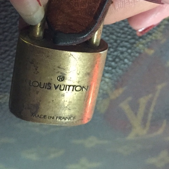 Louis Vuitton speedy 35
