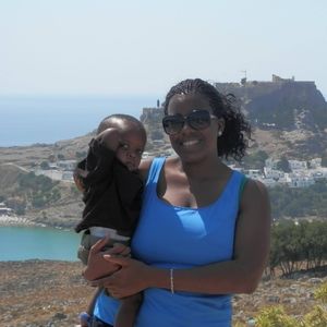 Meet your Posher, Regis