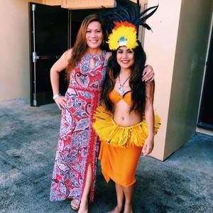 Meet your Posher, Kristine mae
