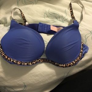 Victoria's Secret very sexy Demi bra
