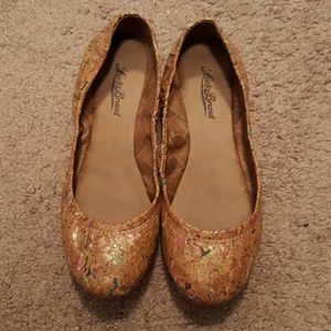 Cork pattern flats,with some neon color