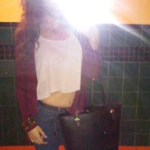 Meet your Posher, Yaslin ashly