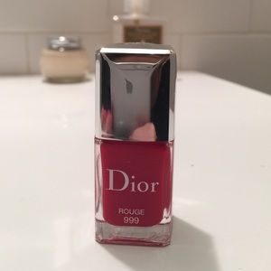 Dior vernis gel shine. Nail Polish