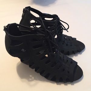 Black Caged Wedges
