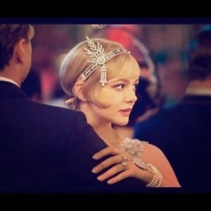 Great gatsby head piece!