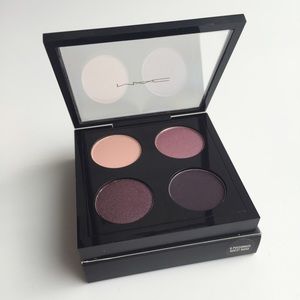 "A Passionate Quest" Eyeshadow Quad