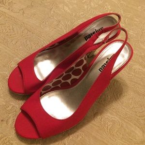 Unlisted (Kenneth Cole) red open toed heels