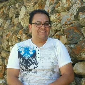 Meet your Posher, Omar a.