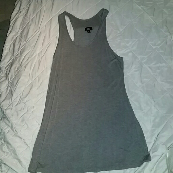 Gray tank top