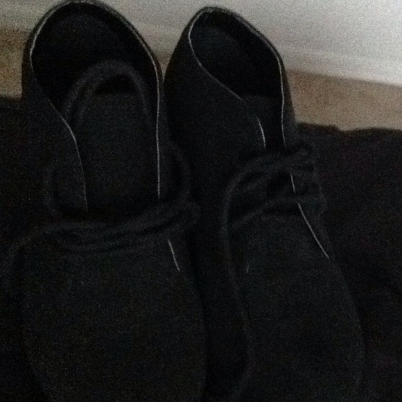 heels - Picture 2 of 4