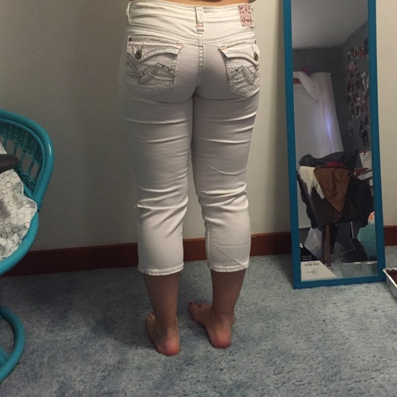 white denim capris - Picture 3 of 3