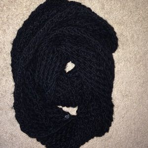 Black infinity scarf