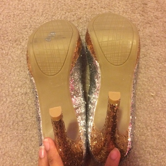 Glitter Rampage Heels - Picture 4 of 4