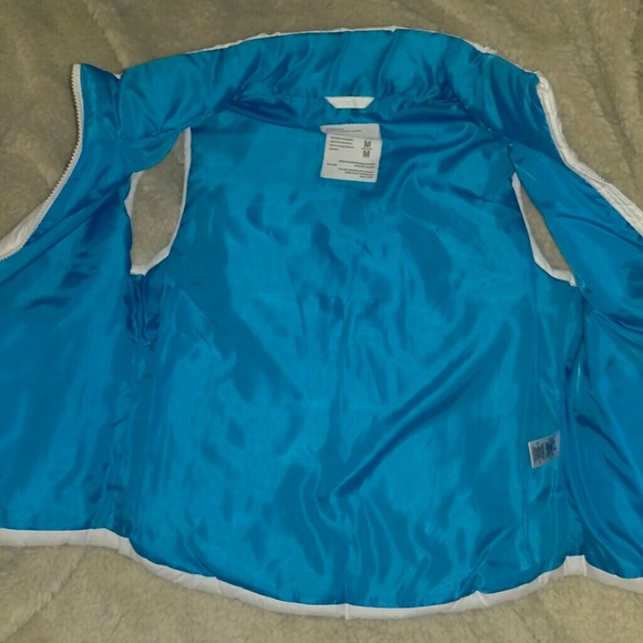 Puffer Vest - Picture 2 of 3