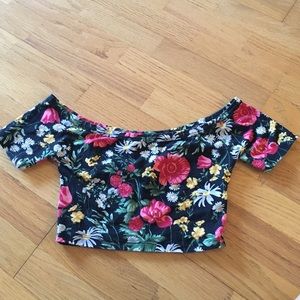 Brandy Melville crop top