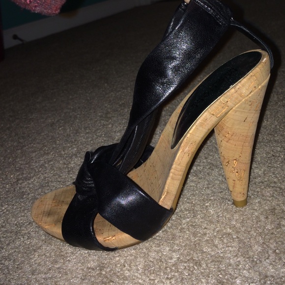 Micheal Kors wedged heel pumps!