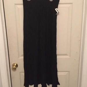 Long black maxi skirt!