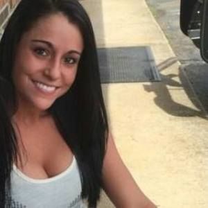 Meet your Posher, Alesha