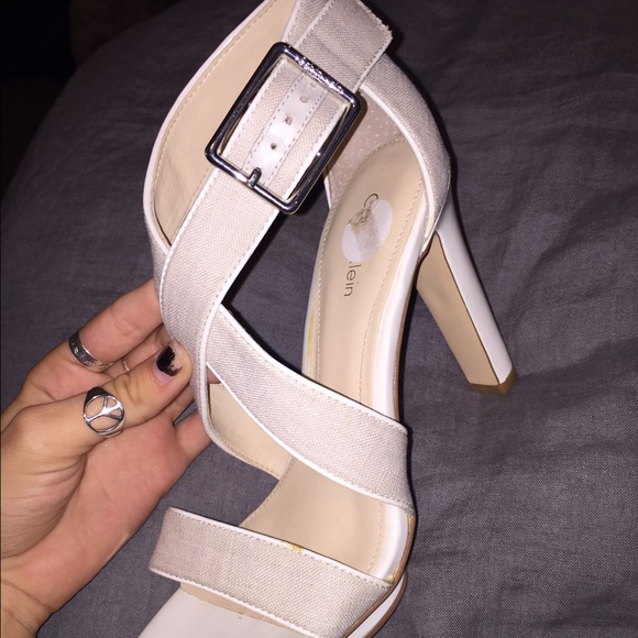 Calvin Kleins. - Picture 3 of 3