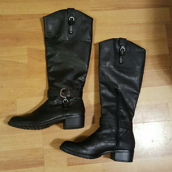 Like new black riding boots