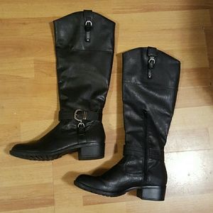 Like new black riding boots