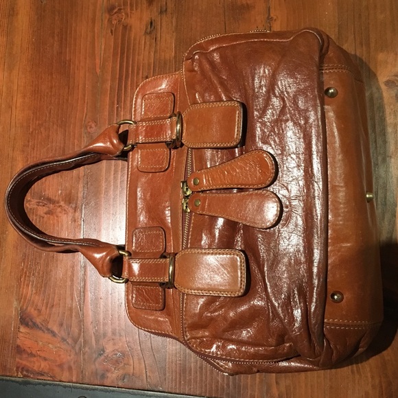 Chloe Bay Bag - Picture 2 of 13