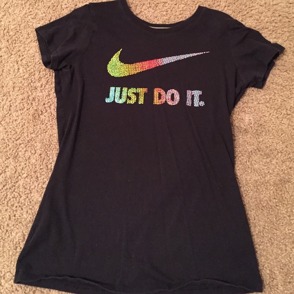 Black nike shirt
