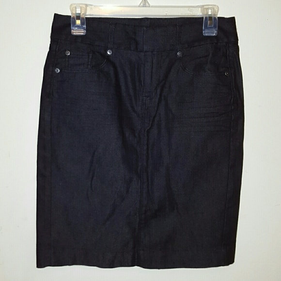 GAP Dark denim almost black skirt