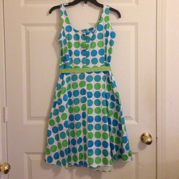 Dress - Picture 3 of 3