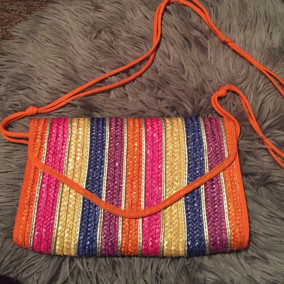 Weaved purse multi color