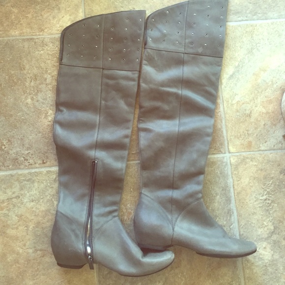 Kenneth Cole reaction over the knee boots