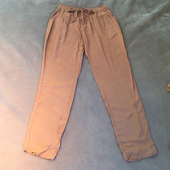Light tan pants