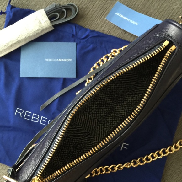 ❌Sold❌Rebecca Minkoff Mini MAC Navy Crossbody Bag - Picture 3 of 3