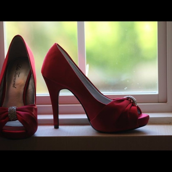Red Satin Rhinestone High Heels - Picture 2 of 2