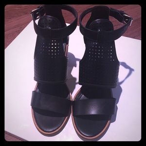 *BRAND NEW* Catherine-Catherine Malandrino sandals